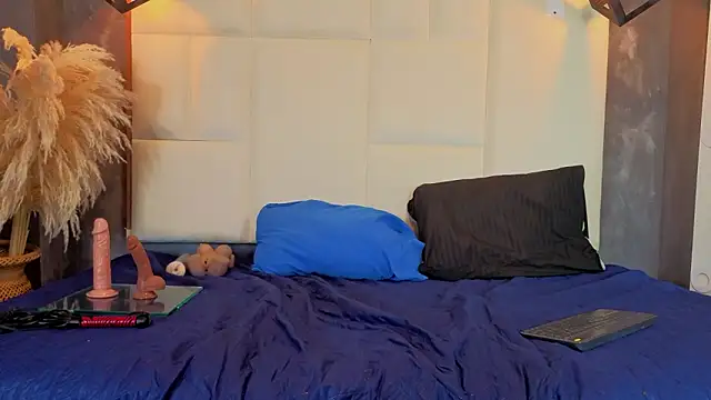 Liam forest  online show from February 1, 2026, 5:50 am