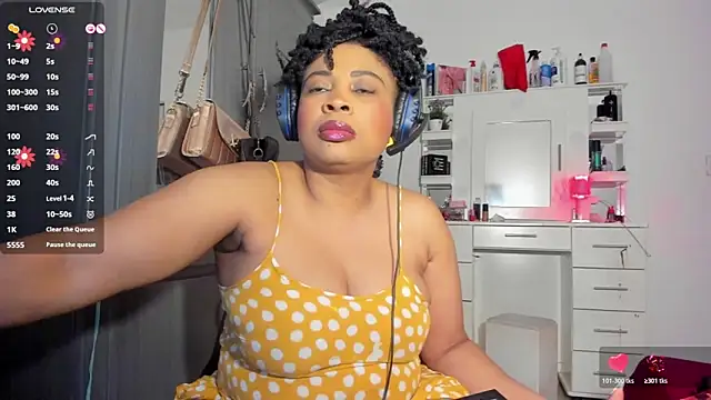 LiloTorontoo online show from March 13, 2026, 12:45 pm