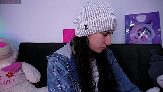 Alynn Bri  online show from July 11, 2026, 3:31 am