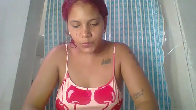 Snapshot of Daila_Lucia chatting on June 19, 2026, 10:57 pm Daila Lucia online show from June 19, 2026, 10:57 pm