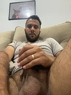 Snapshot of RodrigoBarbudoMT chatting on September 19, 2025, 12:56 am RodrigoBarbudoMT online show from September 19, 2025, 12:56 am