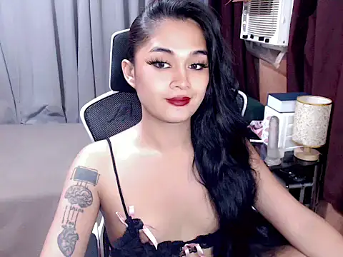 Sassy-Margaux online show from October 17, 2025, 2:19 pm