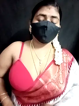 Snapshot of Tamil_Lotus chatting on September 15, 2025, 5:13 pm Tamil Lotus online show from September 15, 2025, 5:13 pm