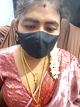 Snapshot of Tamil_Lotus chatting on October 30, 2025, 5:24 pm Tamil Lotus online show from October 30, 2025, 5:24 pm