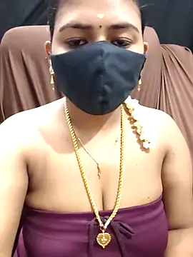 Snapshot of Tamil_Lotus chatting on December 22, 2025, 4:59 pm Tamil Lotus online show from December 22, 2025, 4:59 pm