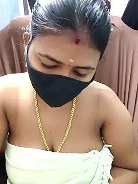 Snapshot of Tamil_Lotus chatting on January 8, 2026, 4:48 am Tamil Lotus online show from January 8, 2026, 4:48 am