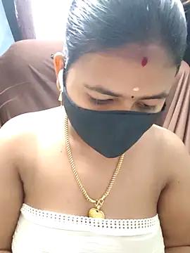 Snapshot of Tamil_Lotus chatting on February 3, 2026, 5:05 am Tamil Lotus online show from February 3, 2026, 5:05 am