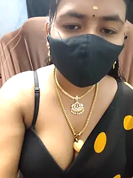 Snapshot of Tamil_Lotus chatting on February 7, 2026, 4:22 pm Tamil Lotus online show from February 7, 2026, 4:22 pm