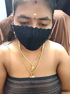 Snapshot of Tamil_Lotus chatting on February 17, 2026, 5:19 pm Tamil Lotus online show from February 17, 2026, 5:19 pm