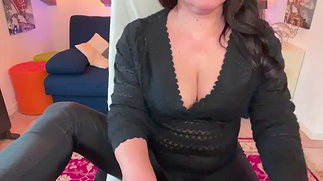 Snapshot of kyliebri chatting on March 19, 2026, 1:59 pm kyliebri online show from March 19, 2026, 1:59 pm