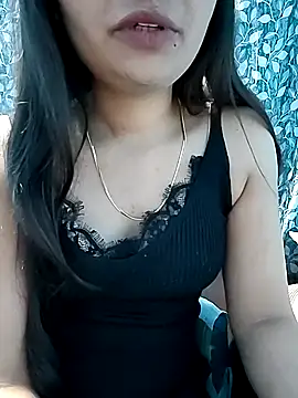 Vaani Actress online show from March 3, 2026, 5:46 am