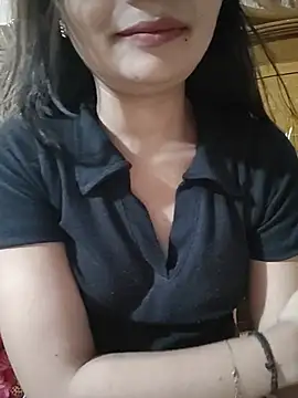 Snapshot of Vaani_Actress chatting on July 23, 2026, 2:48 pm Vaani Actress online show from July 23, 2026, 2:48 pm