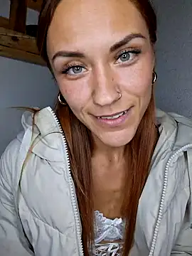 Snapshot of SlimBellaa chatting on September 30, 2025, 9:31 pm SlimBellaa online show from September 30, 2025, 9:31 pm