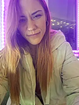 Snapshot of SlimBellaa chatting on November 11, 2025, 11:27 pm SlimBellaa online show from November 11, 2025, 11:27 pm