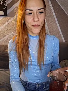 SlimBellaa online show from February 14, 2026, 9:44 pm