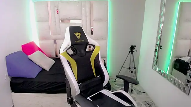 Stein  online show from November 24, 2025, 8:52 pm