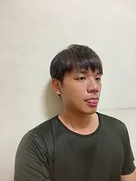 Snapshot of Foxfoxfox4 chatting on October 19, 2025, 2:29 pm Foxfoxfox4 online show from October 19, 2025, 2:29 pm