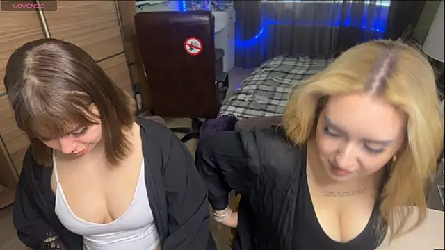 Snapshot of xxx_sandra_ chatting on June 12, 2026, 12:59 pm xxx sandra online show from June 12, 2026, 12:59 pm