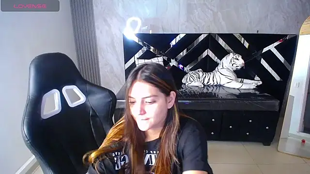 emily cooper t online show from September 17, 2025, 3:08 am