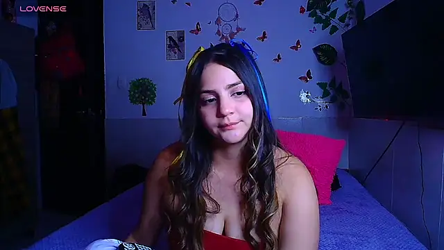 emily cooper t online show from July 4, 2026, 1:12 am