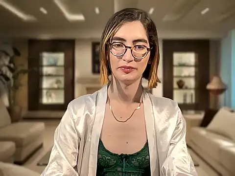 Snapshot of rousseblossom chatting on November 4, 2025, 12:10 am rousseblossom online show from November 4, 2025, 12:10 am