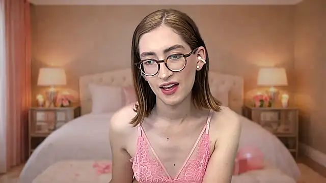 Snapshot of rousseblossom chatting on March 8, 2026, 10:24 pm rousseblossom online show from March 8, 2026, 10:24 pm