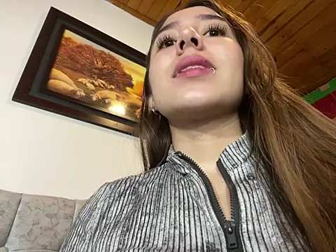 Snapshot of SweetMaddiee_ chatting on November 6, 2025, 3:51 am SweetMaddiee online show from November 6, 2025, 3:51 am