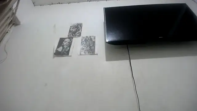 Foxy Lovex online show from February 4, 2026, 1:22 am