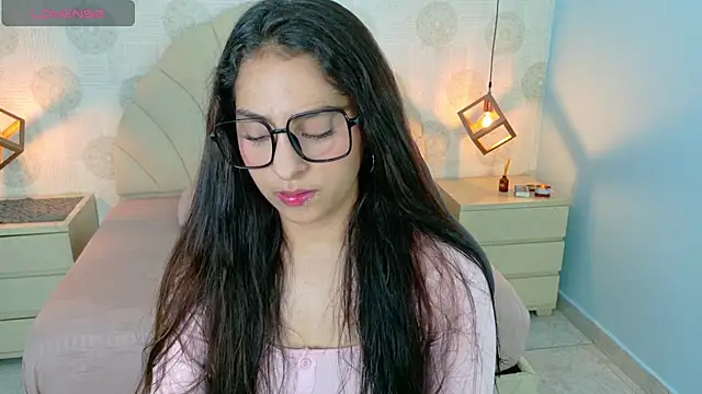 Snapshot of AIXATRISTA1 chatting on May 12, 2026, 7:33 pm AIXATRISTA1 online show from May 12, 2026, 7:33 pm