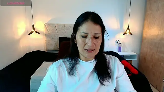 Snapshot of Barbara_fox__ chatting on June 1, 2026, 11:56 am Barbara fox online show from June 1, 2026, 11:56 am