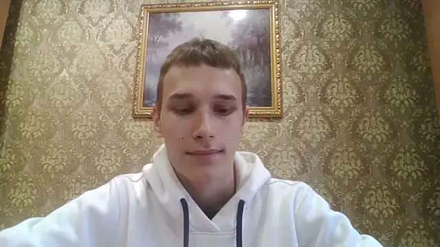 Snapshot of your___honeyy chatting on September 27, 2025, 10:53 am your honeyy online show from September 27, 2025, 10:53 am