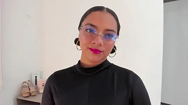 Snapshot of Angellit_Afrodita_ chatting on November 26, 2025, 11:22 am Angellit Afrodita online show from November 26, 2025, 11:22 am