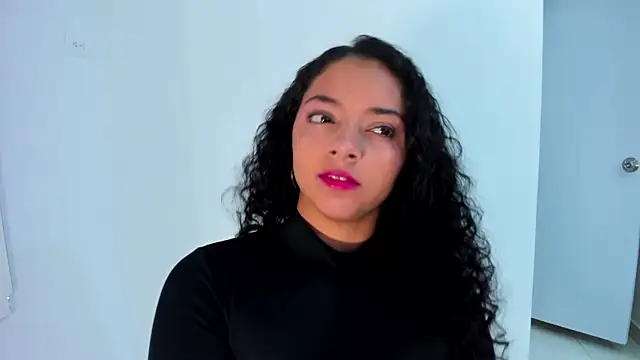 Snapshot of Angellit_Afrodita_ chatting on December 20, 2025, 11:28 am Angellit Afrodita online show from December 20, 2025, 11:28 am