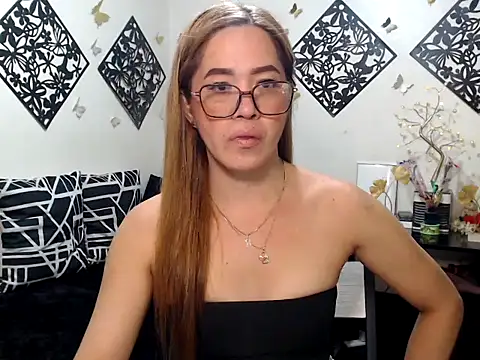 Snapshot of TheMISTRESSx69 chatting on June 2, 2026, 1:51 am TheMISTRESSx69 online show from June 2, 2026, 1:51 am