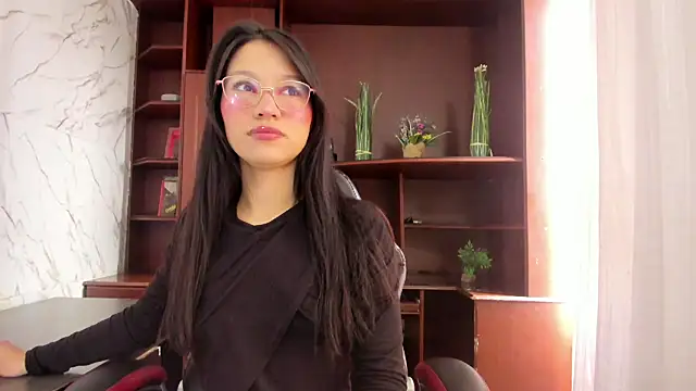 Sophie Calloway online show from October 3, 2025, 2:47 pm