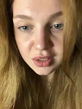 Snapshot of Emaline_Fane chatting on June 28, 2026, 7:31 pm Emaline Fane online show from June 28, 2026, 7:31 pm