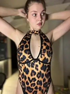 Snapshot of Emaline_Fane chatting on July 2, 2026, 8:26 pm Emaline Fane online show from July 2, 2026, 8:26 pm