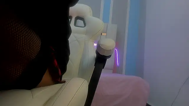 MilkWhore1 online show from February 10, 2026, 7:29 pm