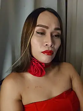 RomanticPearlTS online show from May 11, 2026, 12:49 am