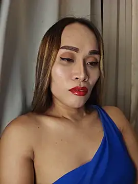 RomanticPearlTS online show from May 11, 2026, 1:28 pm