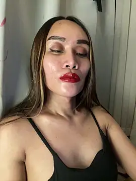 RomanticPearlTS online show from June 11, 2026, 2:53 am