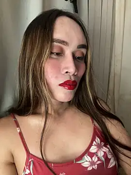 RomanticPearlTS online show from June 13, 2026, 12:58 pm