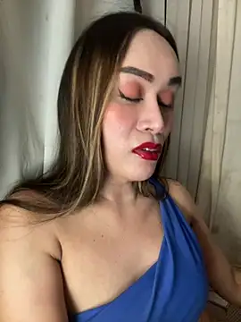 RomanticPearlTS online show from June 25, 2026, 2:00 am