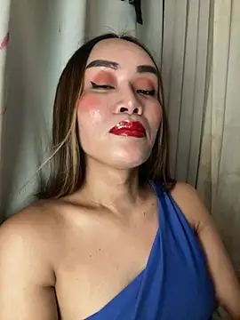 RomanticPearlTS online show from July 2, 2026, 2:33 am