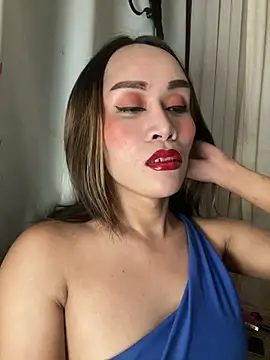 RomanticPearlTS online show from July 14, 2026, 12:55 pm