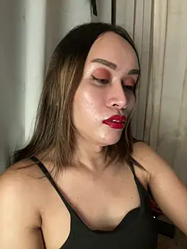 RomanticPearlTS online show from July 23, 2026, 3:37 am