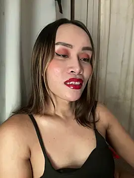 RomanticPearlTS online show from July 28, 2026, 12:48 pm