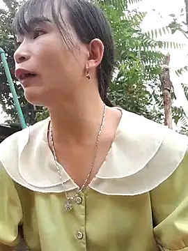 Snapshot of Sunyinn chatting on September 15, 2025, 10:48 am Sunyinn online show from September 15, 2025, 10:48 am