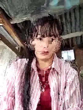 Snapshot of Sunyinn chatting on September 18, 2025, 2:35 am Sunyinn online show from September 18, 2025, 2:35 am