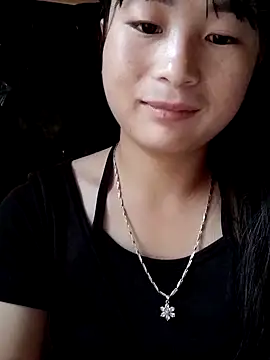 Snapshot of Sunyinn chatting on September 27, 2025, 12:48 am Sunyinn online show from September 27, 2025, 12:48 am